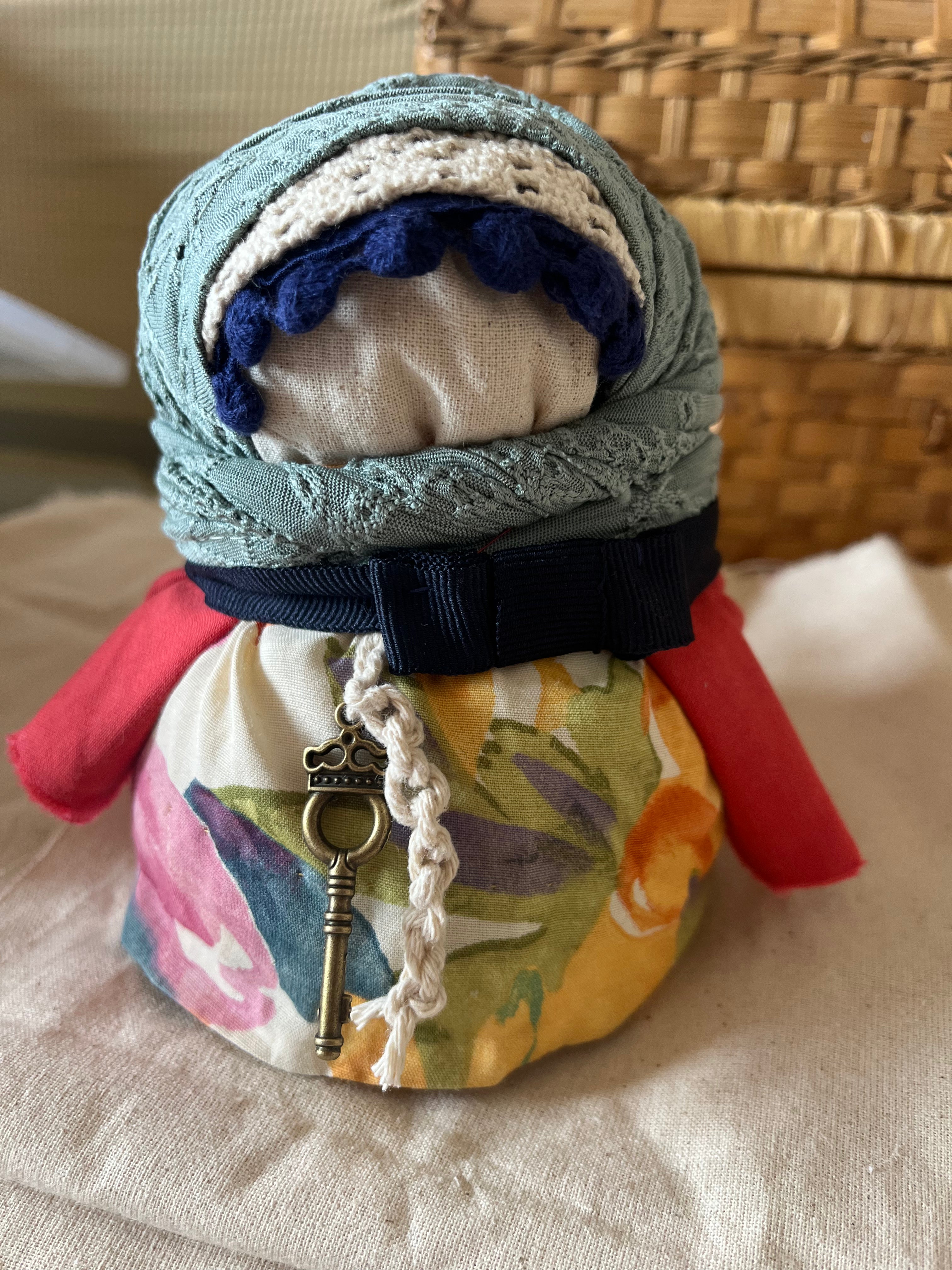 Magical Doll - Mamacha (Grandmother)